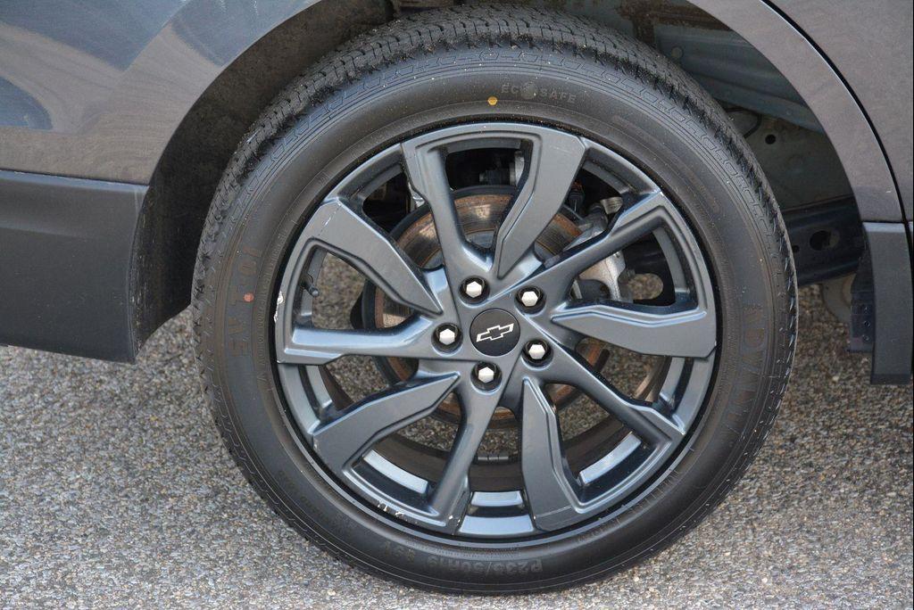 used 2023 Chevrolet Equinox car, priced at $20,175