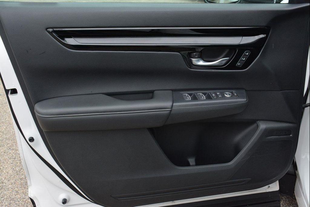 used 2024 Honda CR-V car, priced at $32,170