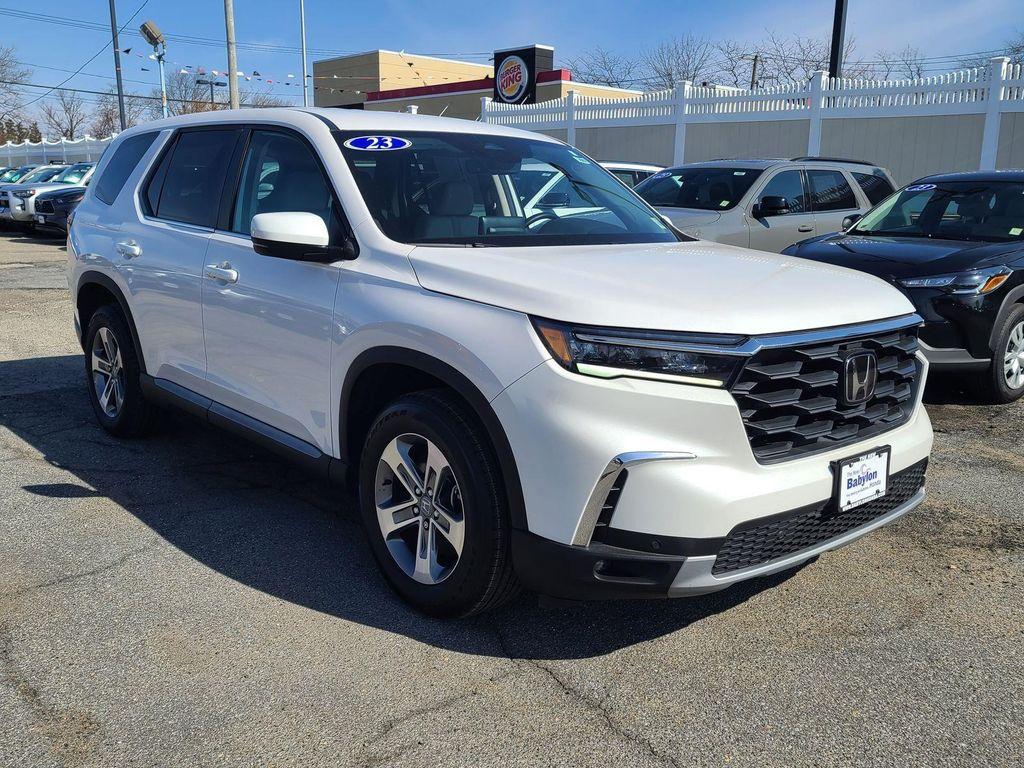 used 2023 Honda Pilot car, priced at $35,495