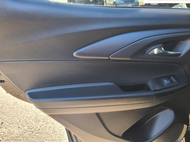 used 2023 Chevrolet TrailBlazer car, priced at $23,672