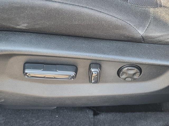 used 2022 Honda CR-V car, priced at $24,677