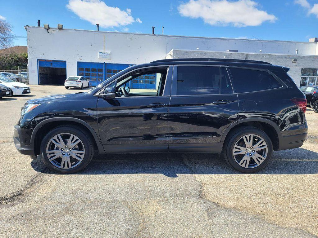 used 2022 Honda Pilot car, priced at $30,490