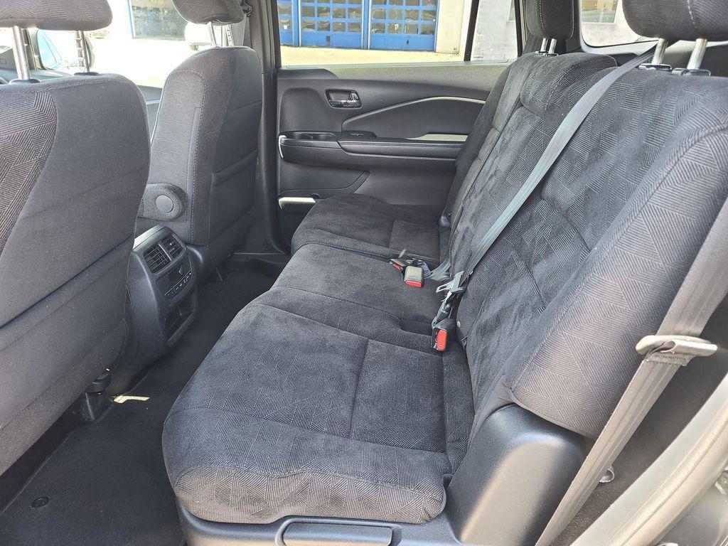 used 2022 Honda Pilot car, priced at $30,490