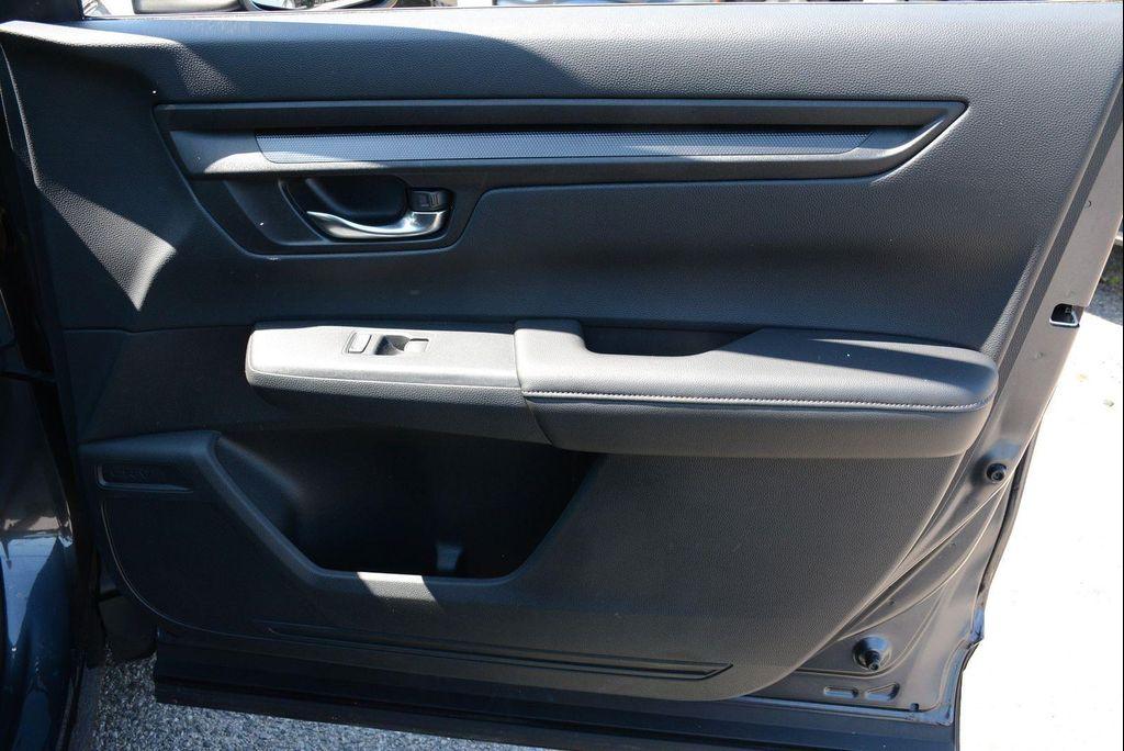 used 2025 Honda CR-V car, priced at $32,670