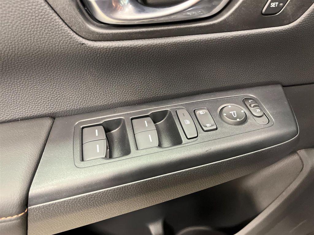 new 2026 Honda CR-V Hybrid car, priced at $40,925