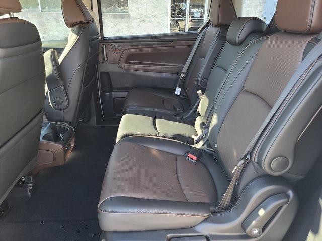 used 2025 Honda Odyssey car, priced at $46,972