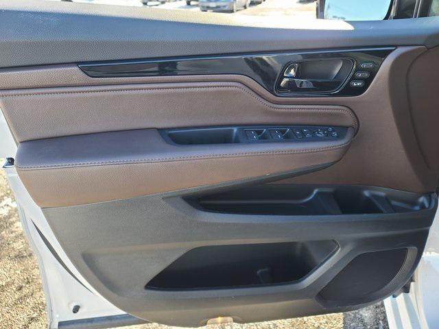 used 2025 Honda Odyssey car, priced at $46,972