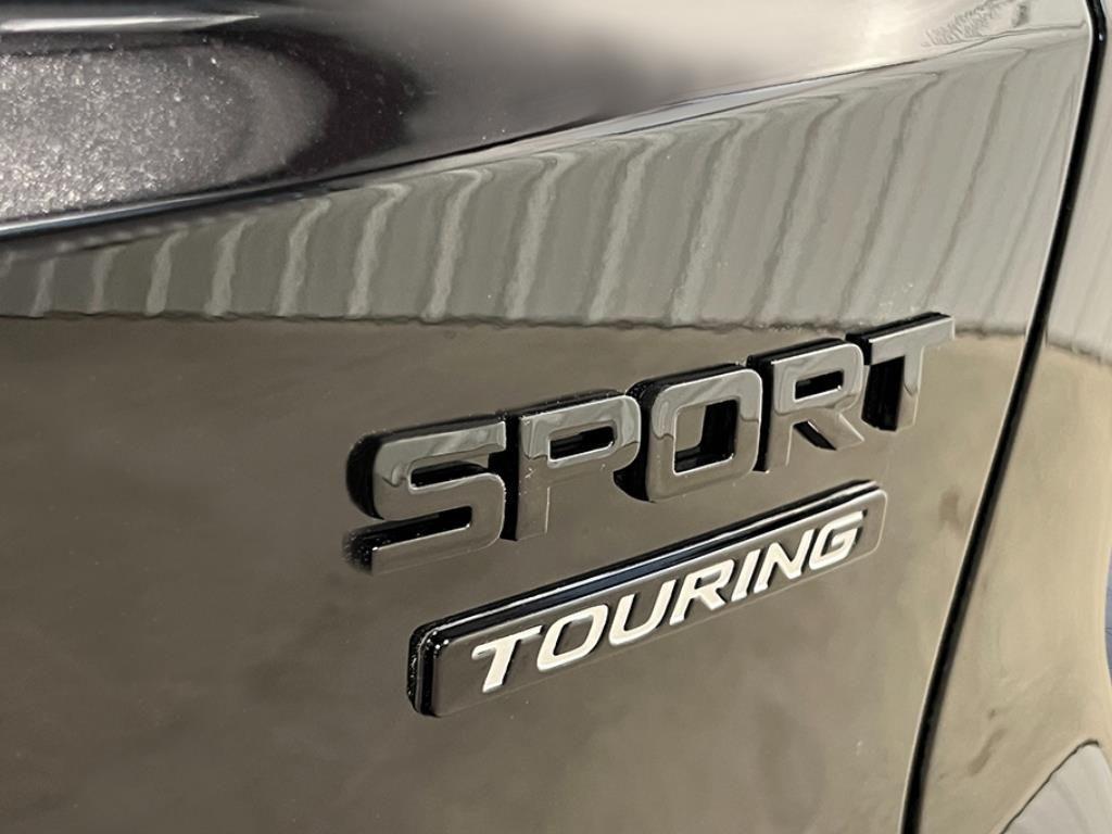 new 2026 Honda CR-V Hybrid car, priced at $43,250