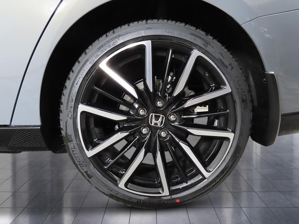 new 2026 Honda Accord Hybrid car, priced at $40,820