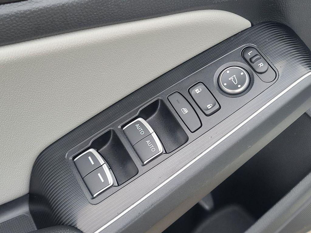 used 2025 Honda Civic Hybrid car, priced at $28,495