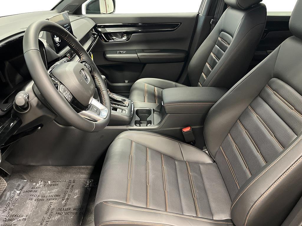 new 2026 Honda CR-V Hybrid car, priced at $43,705