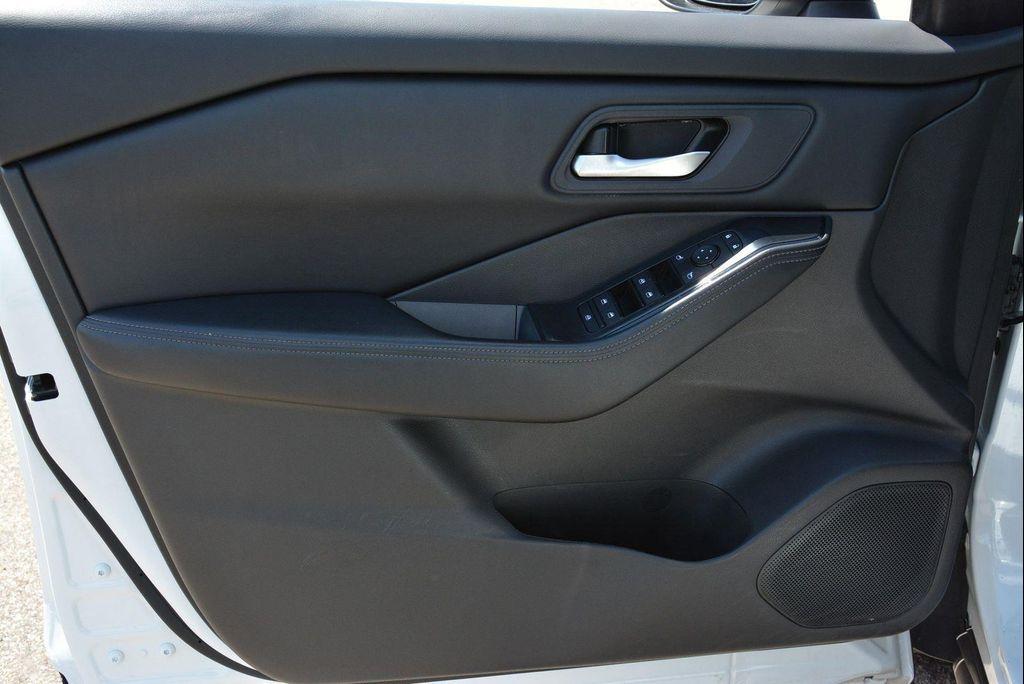 used 2024 Nissan Rogue car, priced at $23,674