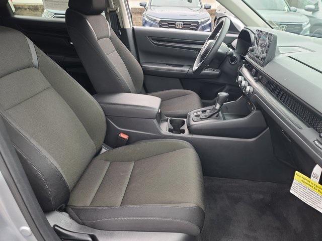 used 2025 Honda CR-V car, priced at $29,672