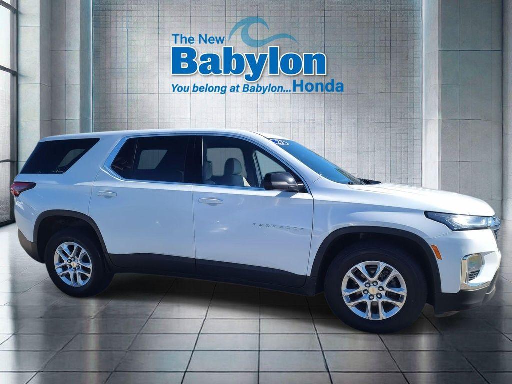 used 2023 Chevrolet Traverse car, priced at $23,174