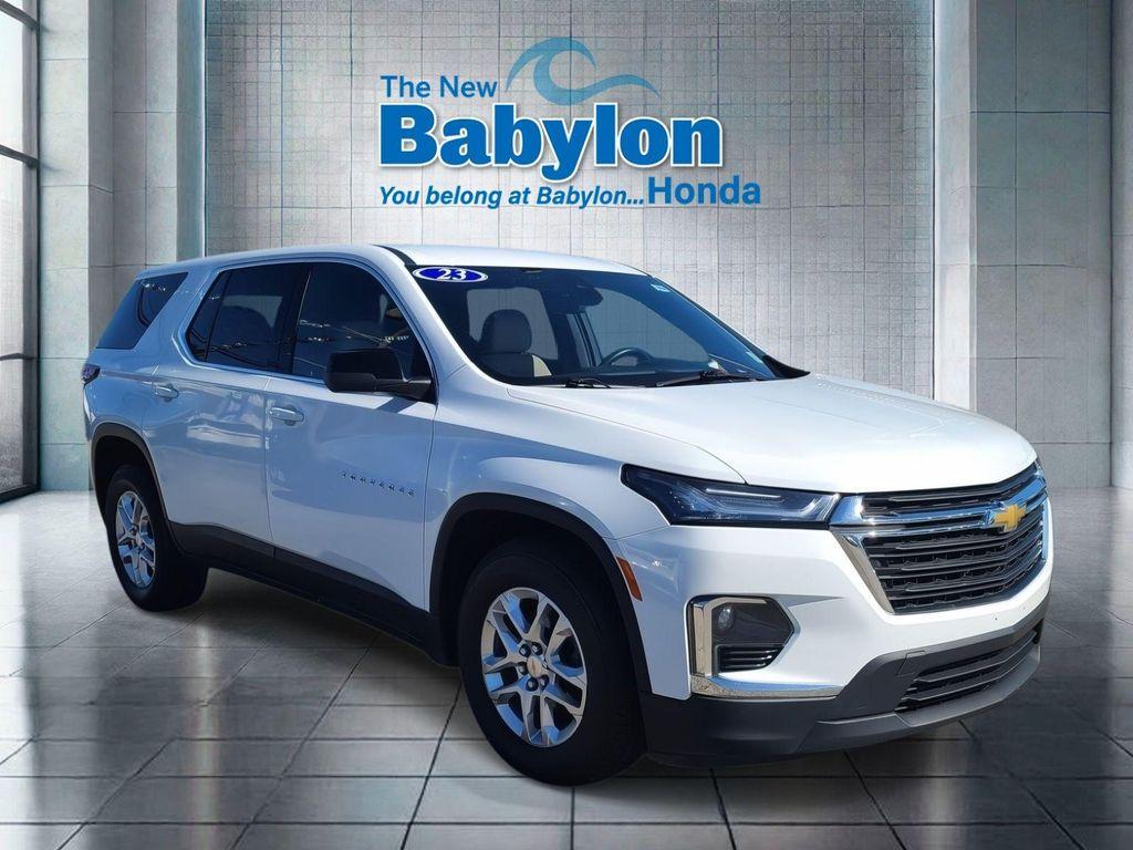 used 2023 Chevrolet Traverse car, priced at $23,174