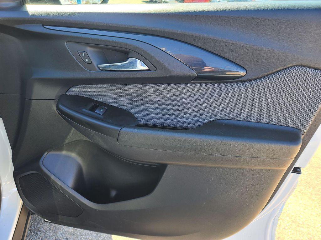 used 2023 Chevrolet TrailBlazer car, priced at $16,995