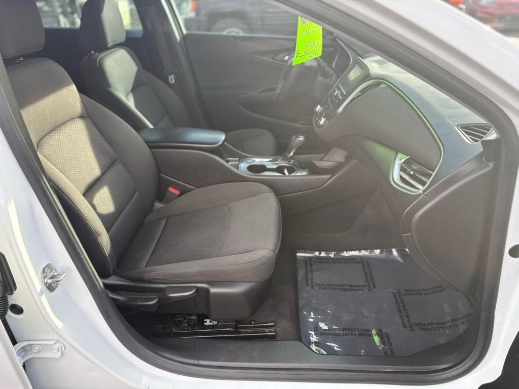 used 2018 Chevrolet Malibu car, priced at $7,999