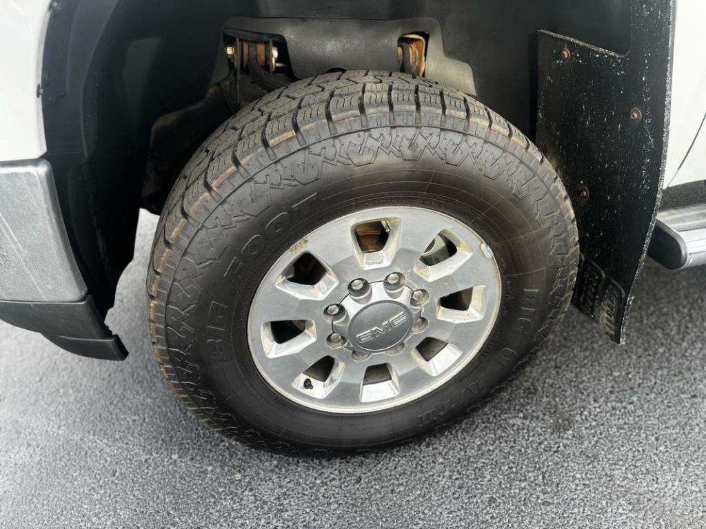 used 2014 GMC Sierra 2500 car, priced at $18,999
