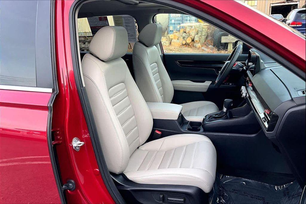 used 2024 Honda CR-V car, priced at $26,918