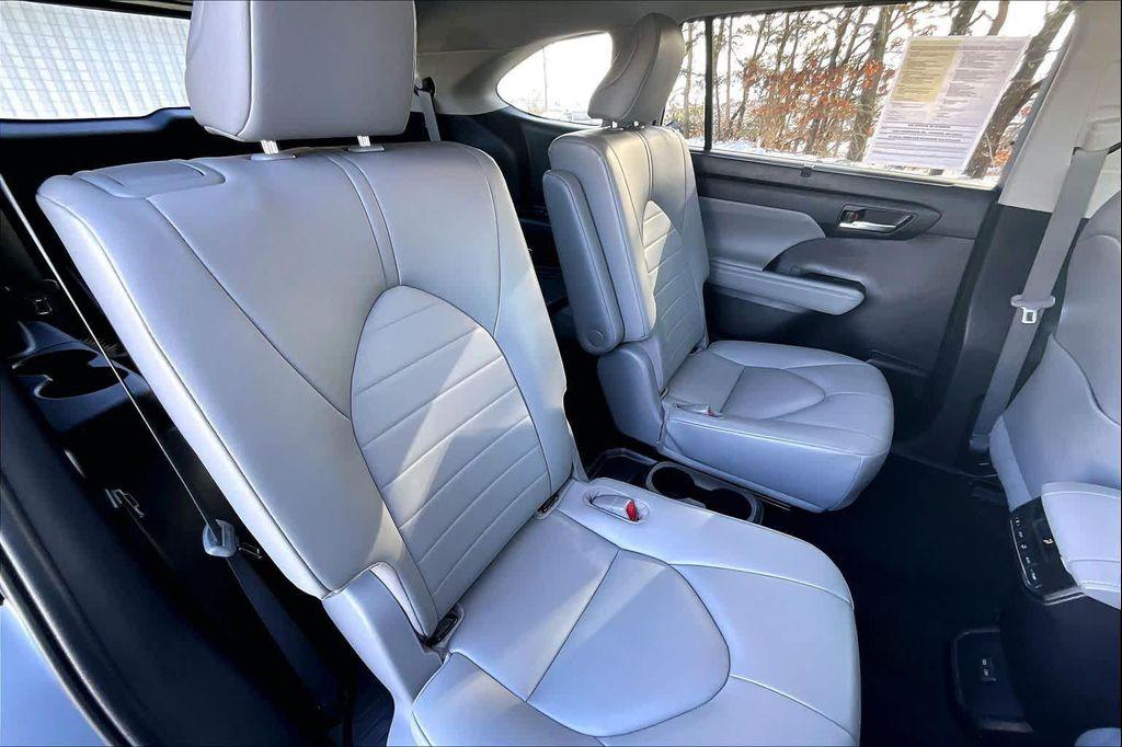 used 2023 Toyota Highlander car, priced at $38,000