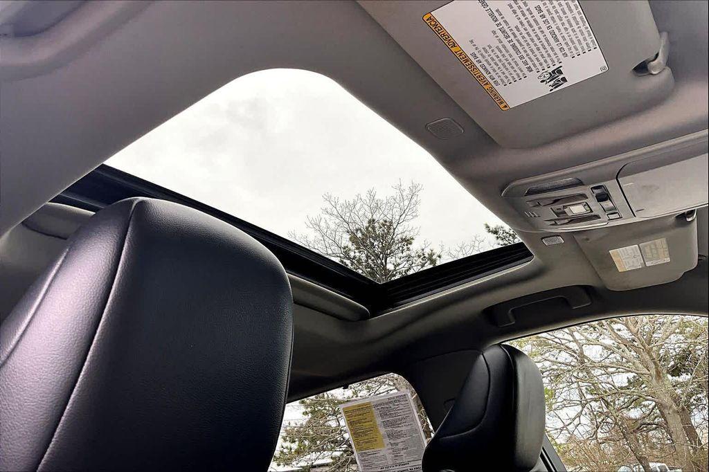 used 2023 Toyota Highlander car, priced at $31,586