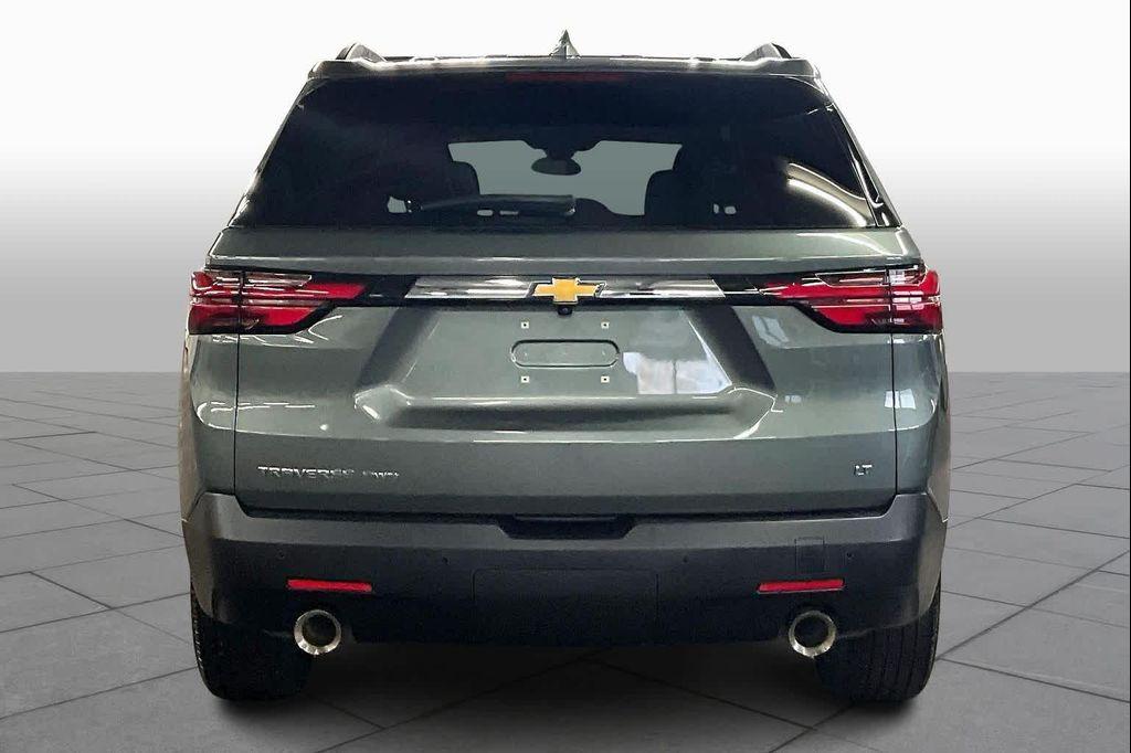 used 2022 Chevrolet Traverse car, priced at $22,818
