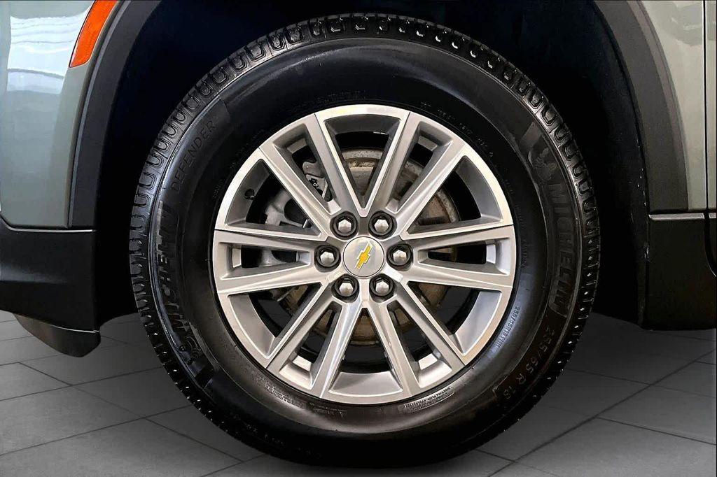 used 2022 Chevrolet Traverse car, priced at $22,818