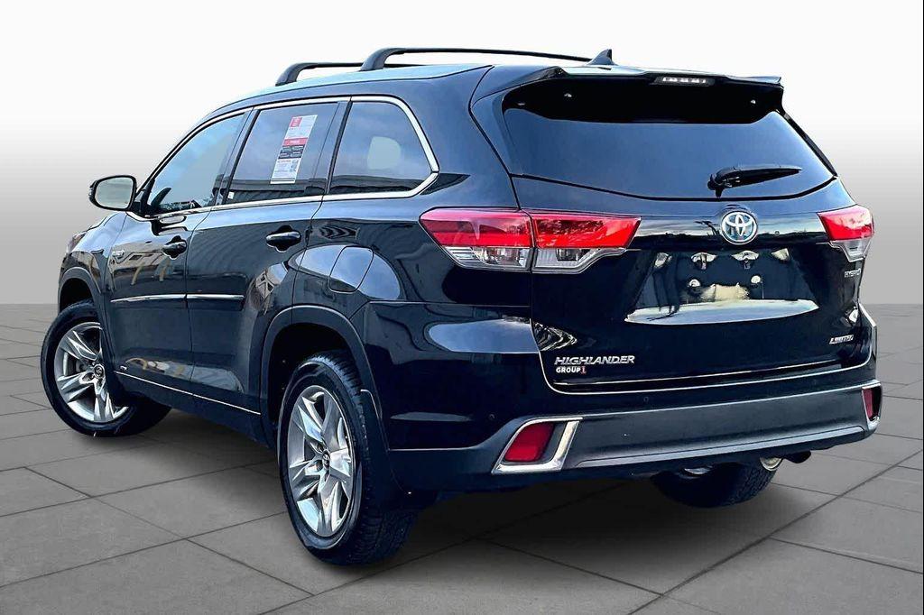 used 2019 Toyota Highlander Hybrid car, priced at $29,825
