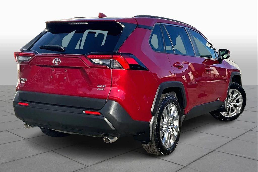 used 2020 Toyota RAV4 car, priced at $24,600