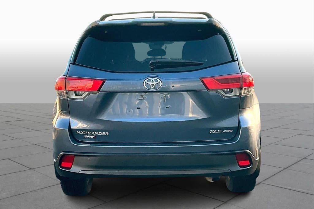 used 2019 Toyota Highlander car, priced at $26,130