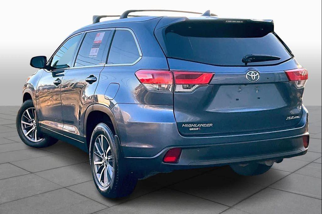 used 2019 Toyota Highlander car, priced at $26,130