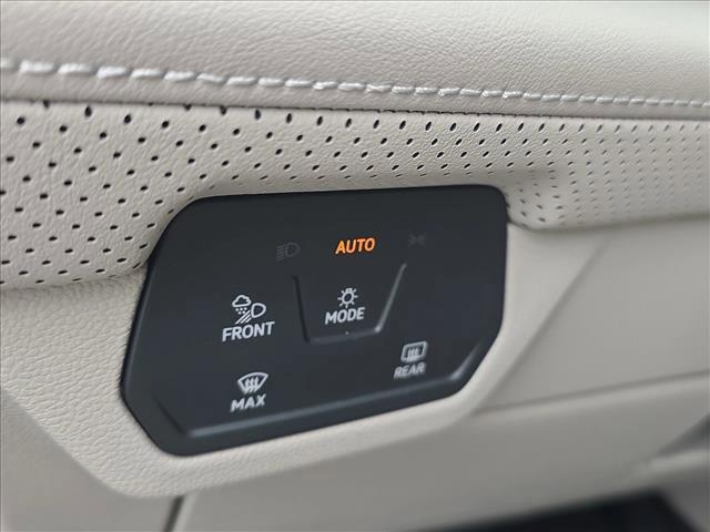 new 2026 Volkswagen Atlas car, priced at $38,144