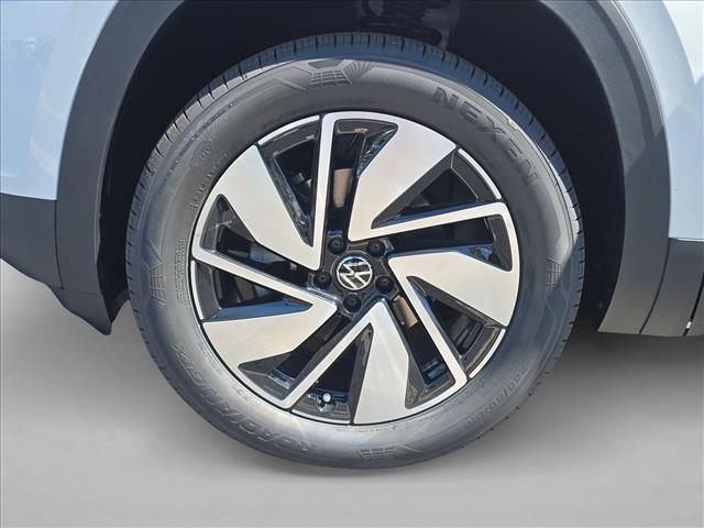 new 2026 Volkswagen Atlas car, priced at $48,417