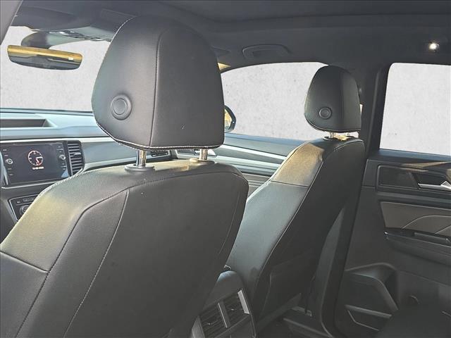 used 2021 Volkswagen Atlas Cross Sport car, priced at $20,300