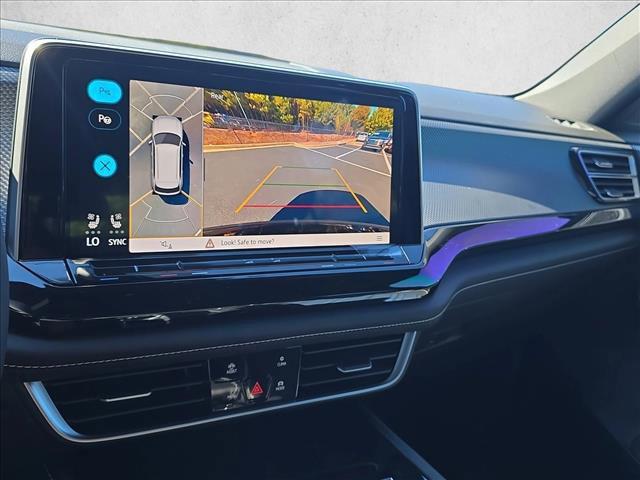 new 2026 Volkswagen Atlas Cross Sport car, priced at $51,824