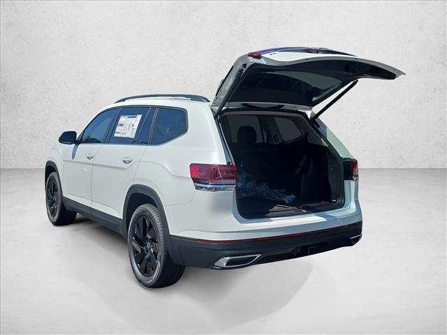 new 2026 Volkswagen Atlas car, priced at $44,440