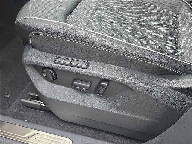 new 2026 Volkswagen Atlas car, priced at $53,336