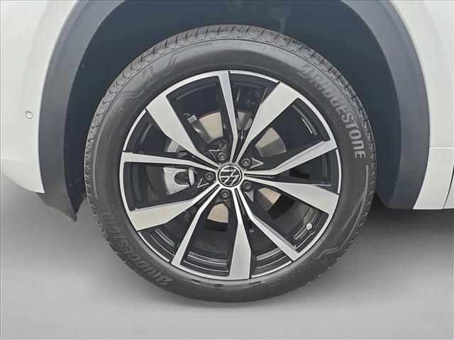 new 2026 Volkswagen Atlas car, priced at $53,336