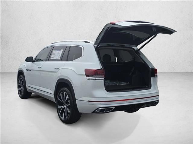 new 2026 Volkswagen Atlas car, priced at $53,336