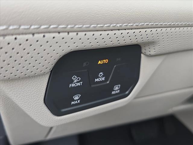 new 2026 Volkswagen Atlas car, priced at $43,754
