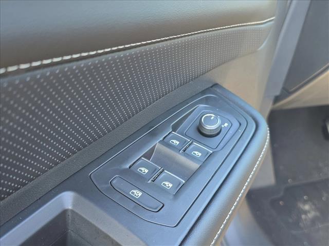 new 2026 Volkswagen Atlas car, priced at $39,233