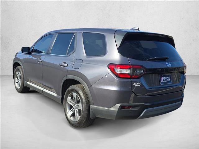 used 2024 Honda Pilot car, priced at $35,281