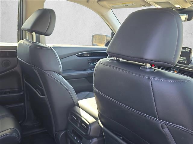 used 2024 Honda Pilot car, priced at $35,281