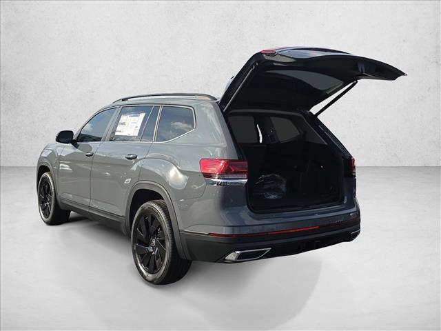 new 2026 Volkswagen Atlas car, priced at $44,006