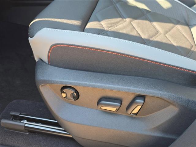 new 2026 Volkswagen Atlas car, priced at $45,947