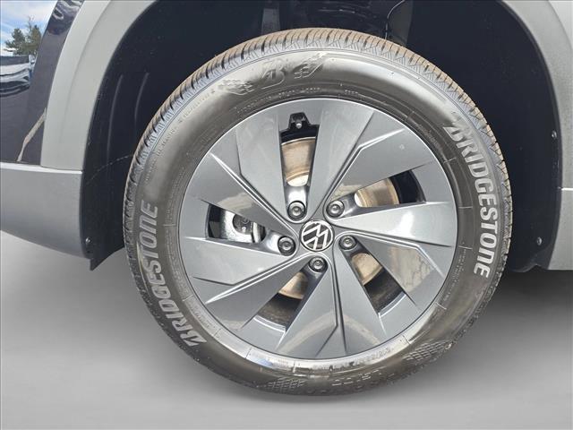 new 2025 Volkswagen Taos car, priced at $23,153