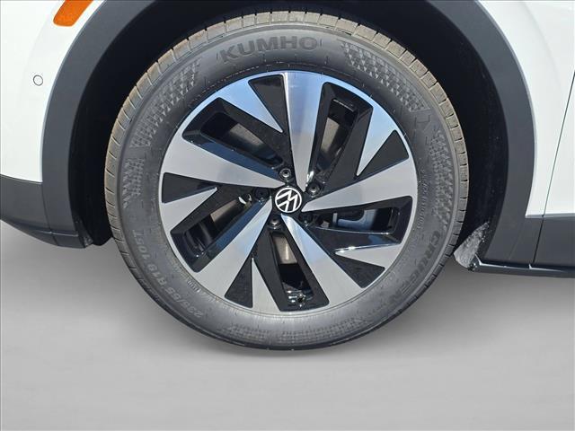 new 2026 Volkswagen ID.4 car, priced at $41,101