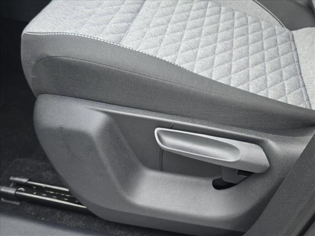 new 2025 Volkswagen Tiguan car, priced at $27,551