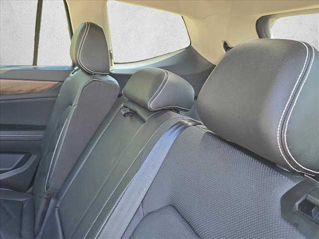 used 2024 Volkswagen Atlas car, priced at $30,936