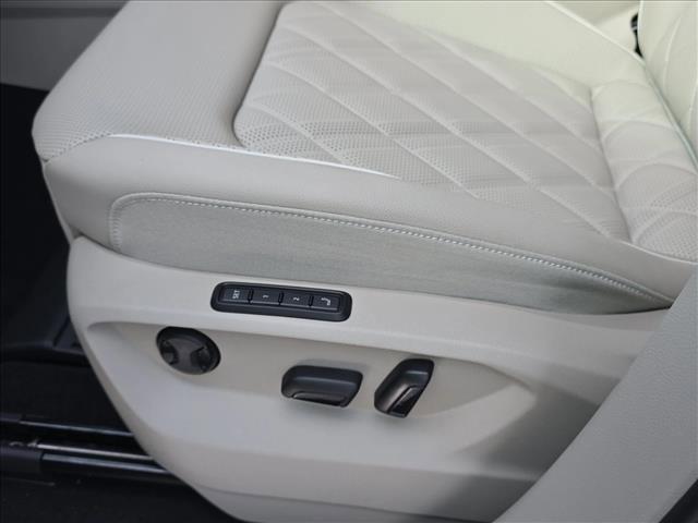 new 2026 Volkswagen Atlas car, priced at $53,262